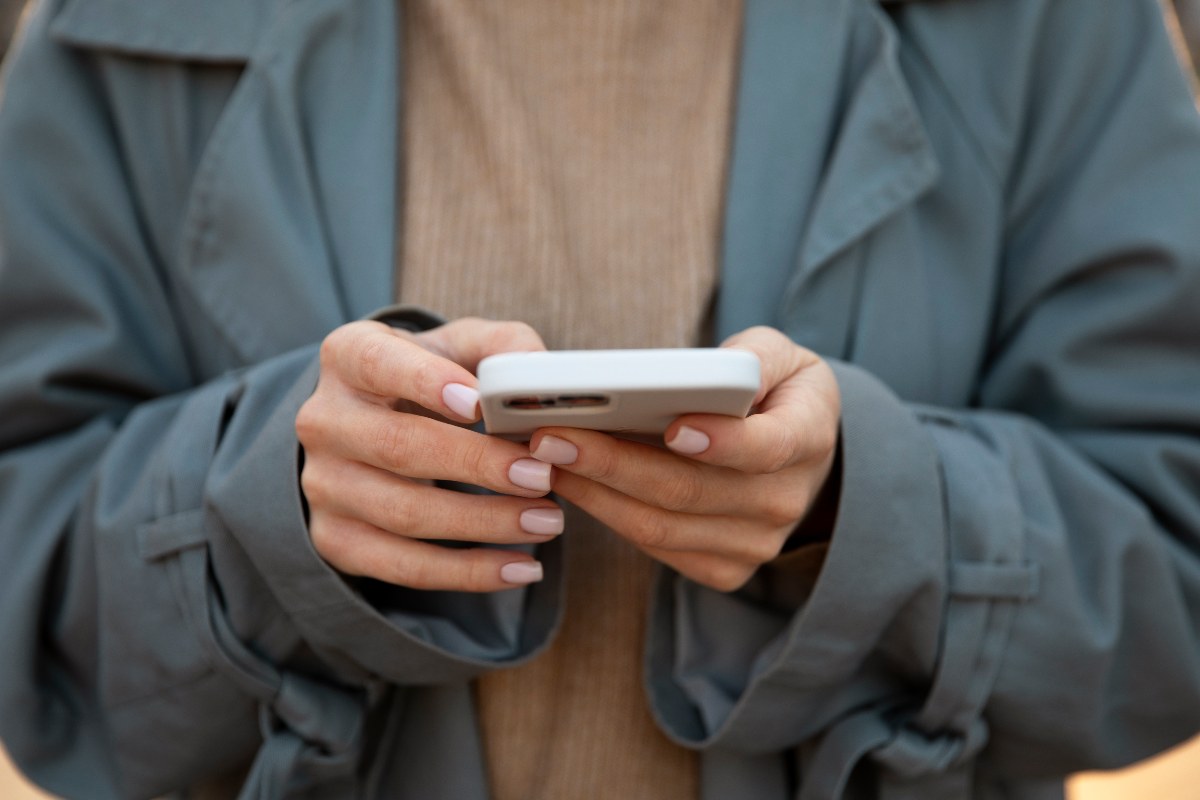     250 Go à seulement 8,99€ avec carte SIM ou eSIM offerte : c'est bien sûr le meilleur forfait 5G du moment
